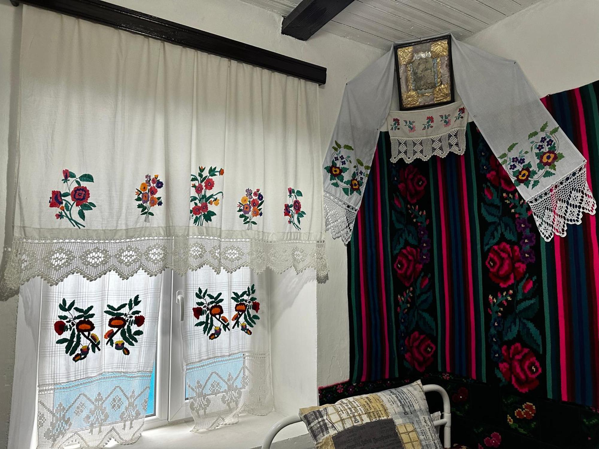 Bed and Breakfast La Madalina Selemet Zewnętrze zdjęcie